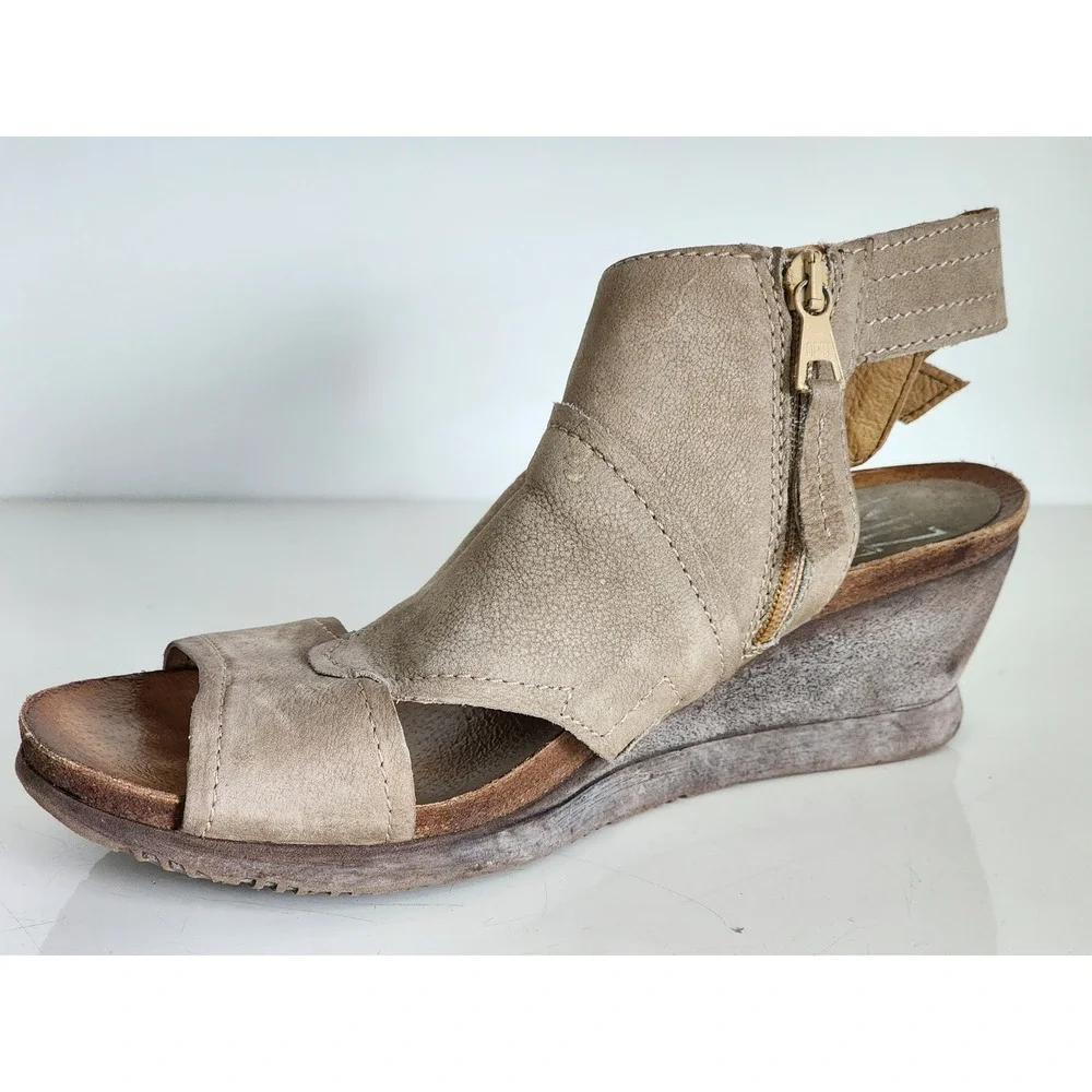 Miz Mooz Scout Womens Taupe Leather Wedge Sandals Ankle Strap Zipper Size 40
